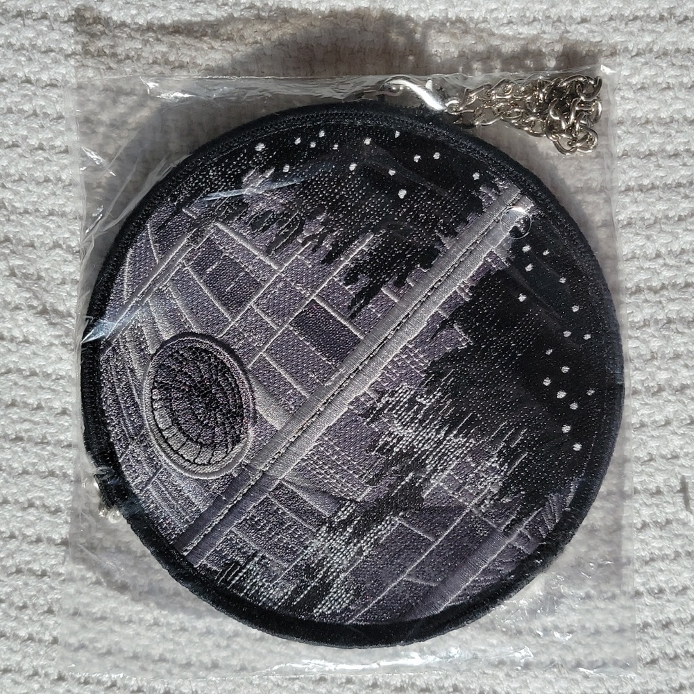 Harveys Star Wars Coin Purse Wristlet 2022 Limited Release NWT